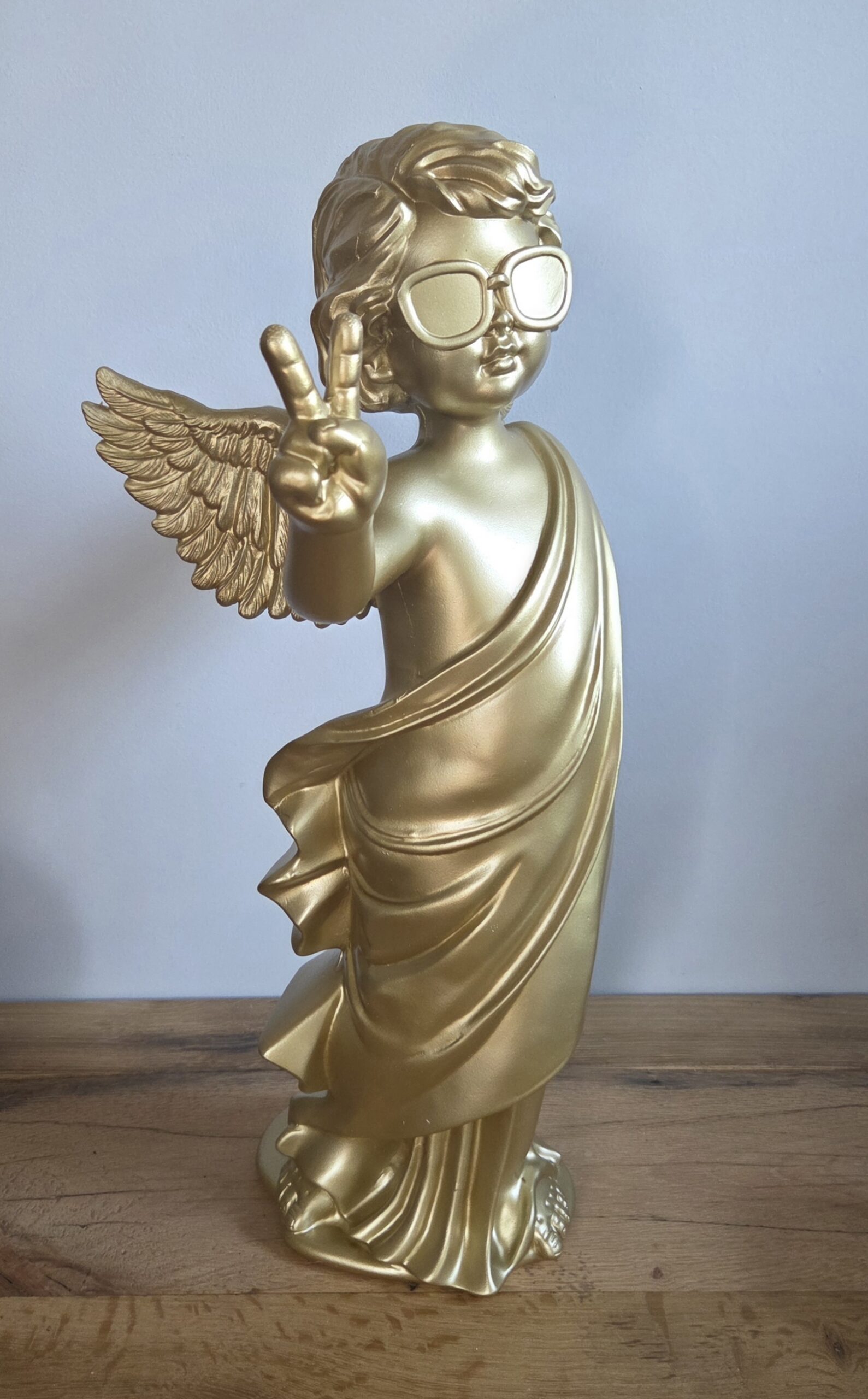 Boltze - Engel - Beeld Goud - Engel met Peace gebaar - Polyresin - 27 x 20 x 50 cm - Decoratief Beeld - Kerst - Afbeelding 6