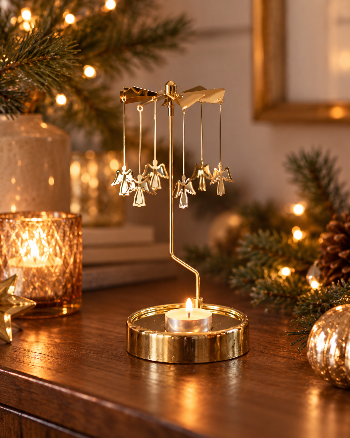 Home Society - Carrousel - Engeltjes - Draaiende Waxinelichthouder - Goudkleurig - Metalen Engeltjes - Kerstdecoratie - Afbeelding 2